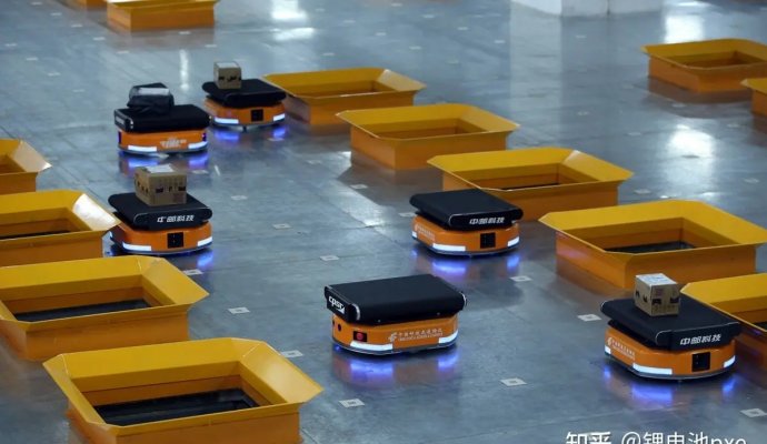 AGV小車(chē)的導(dǎo)航方式都有哪些？（無(wú)線(xiàn)充電）