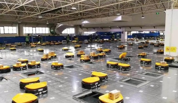 AGV:建設(shè)智能工廠不應(yīng)盲目跟風(fēng)（無(wú)線充電）