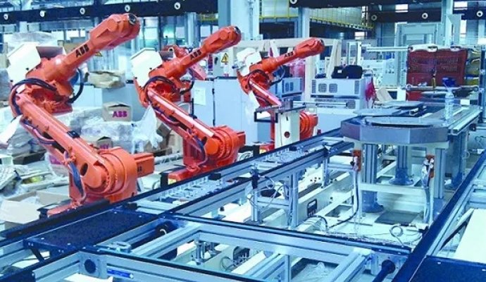 工業(yè)機(jī)器人主要用在哪些地方（無(wú)線充電）