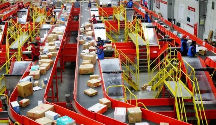 AGV:電子商務(wù)物流的信息化和智能化趨勢(shì)