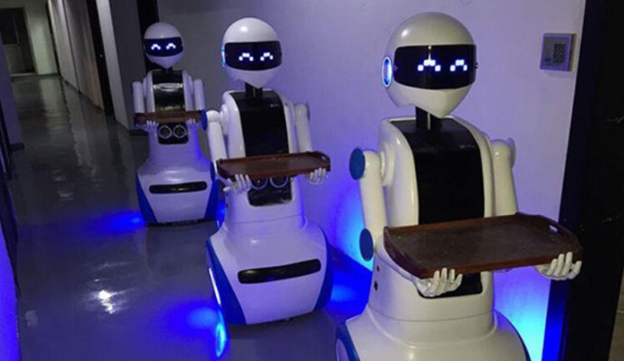 服務(wù)機器人的先進技術(shù)及應(yīng)用探析(無線充電)