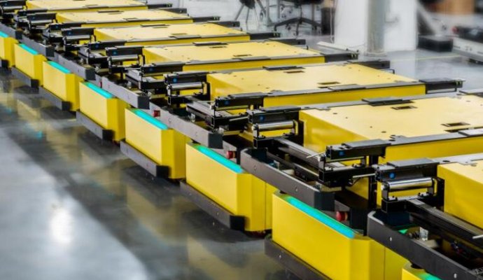 移動機器人無線充電與有線充電的優(yōu)劣勢對比