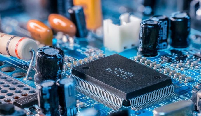 半導(dǎo)體行業(yè)AGV移動(dòng)機(jī)器人應(yīng)用（無線充電）