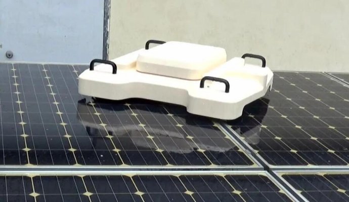 光伏板清潔機器人的分類與標準（無線充電）
